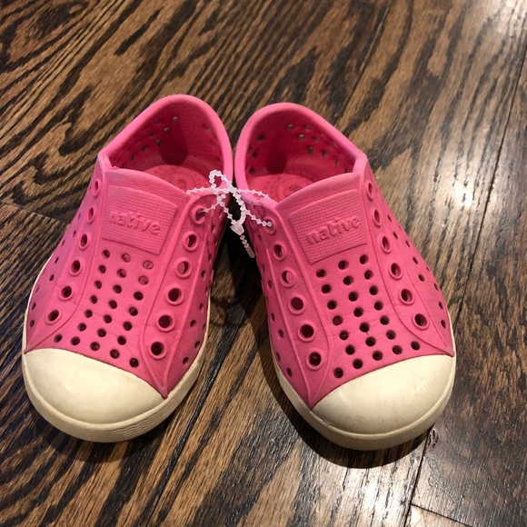 Native Shoes Other - Toddler Natives!